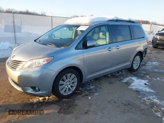 2015 Toyota Sienna Ltd with VIN 5TDDK3DC1FS094834, listed as a IAAI auction lot 41344394 with 137,146 mi miles. Bid and sale history available at carsss.com. Image 17.