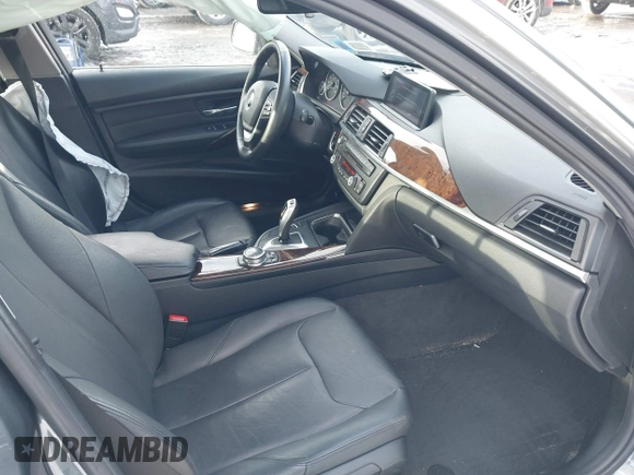 2015 BMW 3 Series 328i xDrive with VIN WBA3B5G55FNS14903, listed as a IAAI auction lot 41497975 with 62,009 mi miles. Bid and sale history available at carsss.com. Image 5.