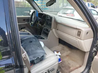 2006 Chevrolet Tahoe Z71 z VIN 1GNEK13Z26R123536, wystawiony jako IAAI lot #42036662 z przebiegiem 299 284 mil mil oraz . Historia ofert i sprzedaży dostępna na DreamBid. Obrazek 5.