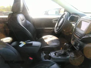 2021 Jeep Cherokee Altitude с VIN 1C4PJMLB2MD228158, выставлен на аукционе IAAI как лот 41936009 с пробегом 53 106 миль миль и . История ставок и продаж доступна на DreamBid. Изображение 5.