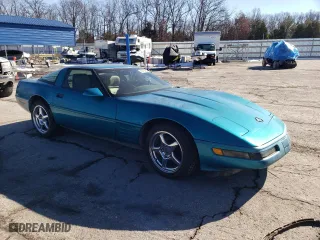 1992 Chevrolet Corvette with VIN 1G1YY23P7N5102219, listed as a Copart auction lot 88132865 with 123,338 mi miles and Salvage Title. Bid and sale history available at carsss.com. Image 4.