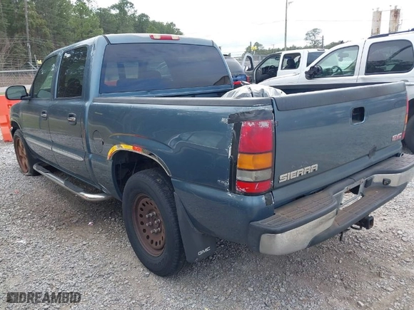 2007 GMC Sierra 1500 Classic SL with VIN 2GTEC13V571167057, listed as a IAAI auction lot 41751150 with 1,911,650 mi miles. Bid and sale history available at carsss.com. Image 3.