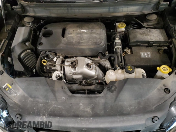 2020 Jeep Cherokee Altitude z VIN 1C4PJMLN9LD533438, wystawiony jako Copart lot #52983455 z przebiegiem 102 815 mil mil oraz Szkoda całkowita • Salvage title. Historia ofert i sprzedaży dostępna na DreamBid. Obrazek 12.