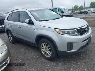 2015 Kia Sorento LX with VIN 5XYKTDA73FG622209, listed as a IAAI auction lot 42197970 with 254,709 mi miles and . Bid and sale history available at DreamBid. Image 1.