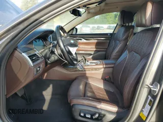 2018 BMW 7 Series 740i with VIN WBA7E2C56JG741634, listed as a Copart auction lot 61530123 with 82,207 mi miles. Bid and sale history available at carsss.com. Image 7.