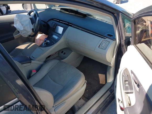 2010 Toyota Prius II with VIN JTDKN3DU8A0109560, listed as a IAAI auction lot 40243073 with 252,915 mi miles and . Bid and sale history available at DreamBid. Image 5.