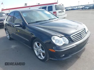 2007 Mercedes-Benz C 230 Sport z VIN WDBRF52H07F929603, wystawiony jako IAAI lot #41994234 z przebiegiem 171 484 mil mil oraz . Historia ofert i sprzedaży dostępna na DreamBid. Obrazek 1.