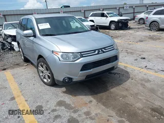2014 Mitsubishi Outlander SE с VIN JA4AD3A31EZ001061, выставлен на аукционе IAAI как лот 42477518 с пробегом 199 909 миль миль и . История ставок и продаж доступна на DreamBid. Изображение 1.