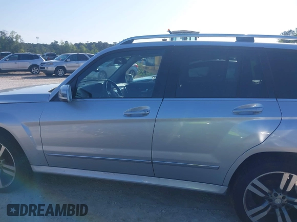 2015 Mercedes-Benz GLK 350 with VIN WDCGG5HB9FG397442, listed as a IAAI auction lot 42013178 with 106,598 mi miles and . Bid and sale history available at DreamBid. Image 14.