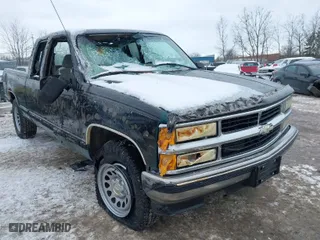 1998 Chevrolet C/K 1500 with VIN 2GCEK19R7W1249531, listed as a IAAI auction lot 41519270 with 212,868 mi miles. Bid and sale history available at carsss.com. Image 1.