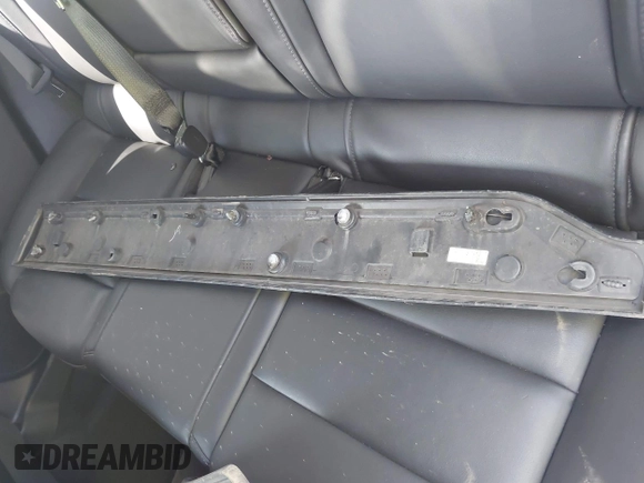 2020 Cadillac XT4 AWD Premium Luxury with VIN 1GYFZDR41LF081454, listed as a IAAI auction lot 42589451 with 40,298 mi miles and . Bid and sale history available at DreamBid. Image 12.