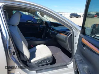 2013 Lexus ES 300h Hybrid with VIN JTHBW1GG1D2004549, listed as a IAAI auction lot 41660519 with 240,391 mi miles. Bid and sale history available at carsss.com. Image 5.