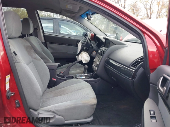 2010 Mitsubishi Galant ES z VIN 4A32B3FF9AE004808, wystawiony jako IAAI lot #40752788 z przebiegiem 163 032 mil mil oraz . Historia ofert i sprzedaży dostępna na DreamBid. Obrazek 5.