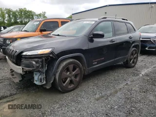 2016 Jeep Cherokee Altitude z VIN 1C4PJLCB3GW275914, wystawiony jako Copart lot #54216905 z przebiegiem 198 131 mil mil oraz Szkoda całkowita • Salvage title. Historia ofert i sprzedaży dostępna na DreamBid. Obrazek 1.
