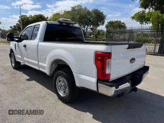 2019 Ford F-250 XL с VIN 1FT7X2A60KEC91808, выставлен на аукционе Copart как лот 62036905 с пробегом 101 633 миль миль и На запчасти • Non repairable. История ставок и продаж доступна на DreamBid. Изображение 2.