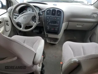 2002 Dodge Caravan Sport z VIN 1B4GP45352B573999, wystawiony jako Copart lot #58334775 z przebiegiem 153 575 mil mil oraz Szkoda całkowita • Salvage title. Historia ofert i sprzedaży dostępna na DreamBid. Obrazek 8.
