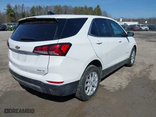 2022 Chevrolet Equinox LT with VIN 3GNAXUEVXNL240945, listed as a IAAI auction lot 41785066 with 59,034 mi miles. Bid and sale history available at carsss.com. Image 4.