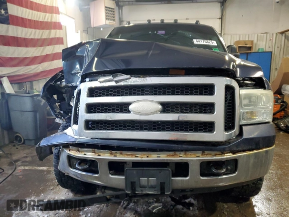 2007 Ford F-250 XL with VIN 1FTSX21P77EA06533, listed as a Copart auction lot 44176825 with 120,488 mi miles and Salvage Title. Bid and sale history available at DreamBid. Image 5.