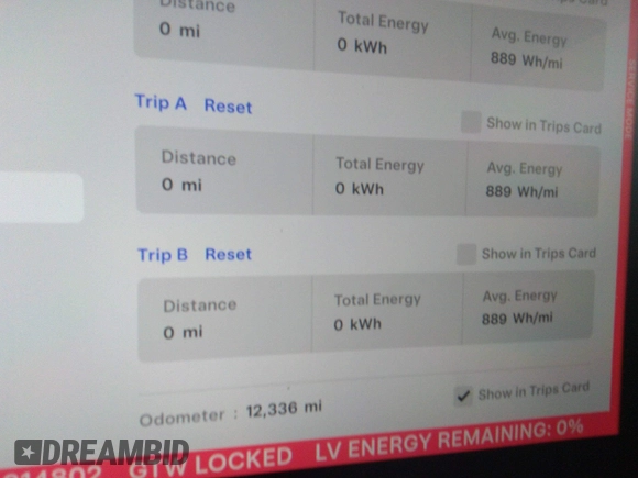 2024 Tesla Model Y Long Range z VIN 7SAYGDEE7RA214802, wystawiony jako IAAI lot #41118623 z przebiegiem 12 336 mil mil oraz . Historia ofert i sprzedaży dostępna na DreamBid. Obrazek 7.