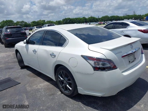 2014 Nissan Maxima 3.5 S with VIN 1N4AA5AP5EC490392, listed as a IAAI auction lot 39364218 with 104,432 mi miles. Bid and sale history available at carsss.com. Image 3.