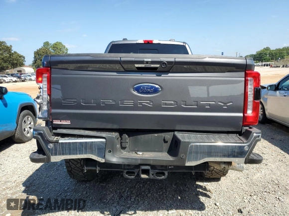 2024 Ford Super Duty F-250 SRW XL with VIN 1FT8W2BT3RED59377, listed as a Copart auction lot 71638304 with 17,580 mi miles and Salvage Title. Bid and sale history available at carsss.com. Image 6.
