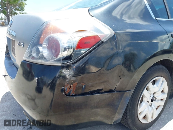 2009 Nissan Altima S with VIN 1N4AL21E19C120148, listed as a IAAI auction lot 42189683 with 199,523 mi miles and . Bid and sale history available at DreamBid. Image 6.