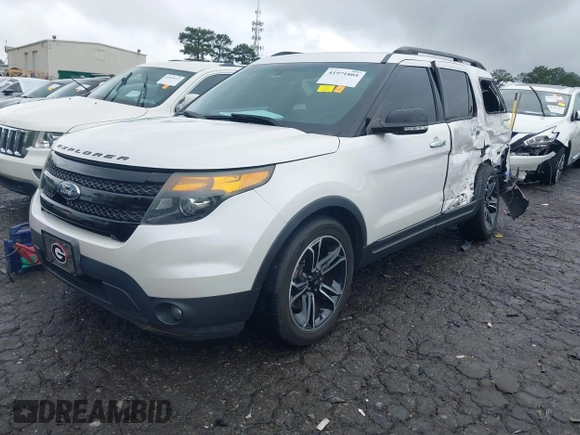 2014 Ford Explorer Sport z VIN 1FM5K8GT1EGC33121, wystawiony jako IAAI lot #41971805 z przebiegiem 148 234 mil mil oraz . Historia ofert i sprzedaży dostępna na DreamBid. Obrazek 2.