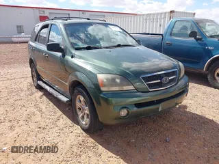 2005 Kia Sorento LX z VIN KNDJC733855349217, wystawiony jako IAAI lot #42207917 z przebiegiem 111 817 mil mil oraz . Historia ofert i sprzedaży dostępna na DreamBid. Obrazek 1.