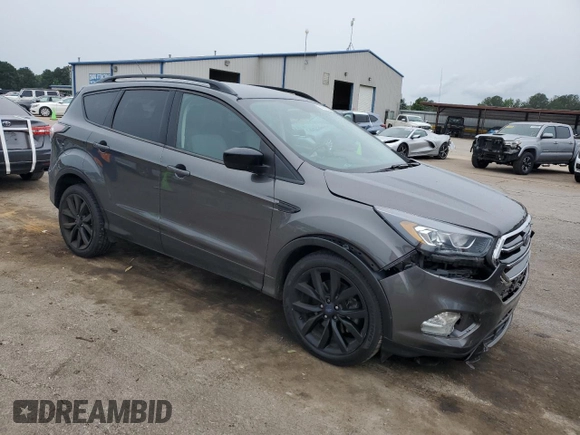2017 Ford Escape SE z VIN 1FMCU9GD1HUB35003, wystawiony jako Copart lot #56502385 z przebiegiem 74 409 mil mil oraz Szkoda całkowita • Salvage title. Historia ofert i sprzedaży dostępna na DreamBid. Obrazek 4.