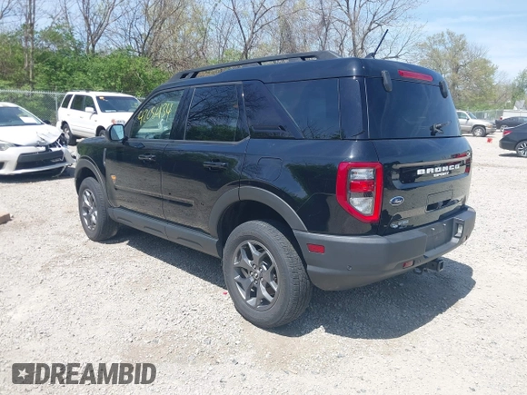 2021 Ford Bronco Sport Badlands z VIN 3FMCR9D98MRA67396, wystawiony jako IAAI lot #42080134 z przebiegiem 52 300 mil mil oraz . Historia ofert i sprzedaży dostępna na DreamBid. Obrazek 3.