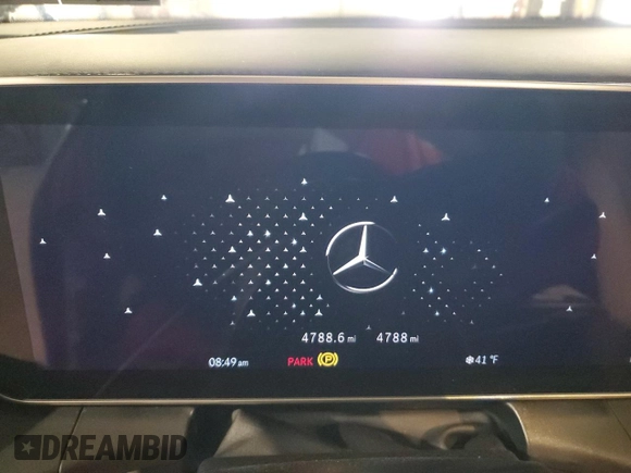2025 Mercedes-Benz GLC 300 z VIN W1NKM4HB7SF261399, wystawiony jako Copart lot #51929455 z przebiegiem 4 788 mil mil oraz Szkoda całkowita • Salvage title. Historia ofert i sprzedaży dostępna na DreamBid. Obrazek 9.