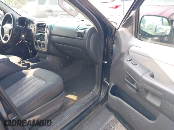 2004 Mercury Mountaineer Convenience with VIN 4M2ZU86K54UJ23787, listed as a IAAI auction lot 42594525 with 171,827 mi miles and . Bid and sale history available at DreamBid. Image 5.