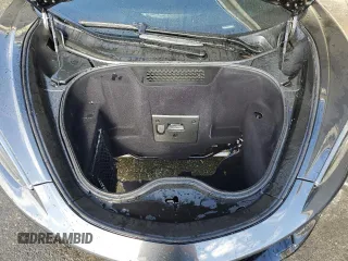2023 McLaren GT z VIN SBM22GCAXPW002692, wystawiony jako Copart lot #41496504 z przebiegiem Nie podano mil oraz . Historia ofert i sprzedaży dostępna na DreamBid. Obrazek 12.