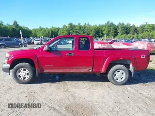 2005 Chevrolet Colorado LS Z71 z VIN 1GCDT196658191194, wystawiony jako IAAI lot #42402776 z przebiegiem 153 113 mil mil oraz . Historia ofert i sprzedaży dostępna na DreamBid. Obrazek 12.