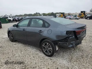 2024 Kia Forte LXS with VIN 3KPF24ADXRE789386, listed as a Copart auction lot 42318845 with 28,600 mi miles and Salvage Title. Bid and sale history available at carsss.com. Image 2.