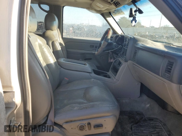 2005 GMC Yukon SLT with VIN 1GKEK13Z75R272858, listed as a Copart auction lot 41869185 with 258,748 mi miles and Salvage Title. Bid and sale history available at carsss.com. Image 7.