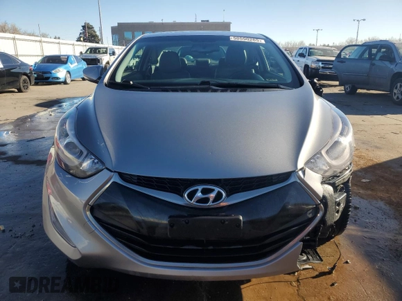 2014 Hyundai Elantra z VIN KMHDH6AH3EU026122, wystawiony jako Copart lot #50590265 z przebiegiem 122 165 mil mil oraz Szkody całkowita. Historia ofert i sprzedaży dostępna na DreamBid. Obrazek 5.