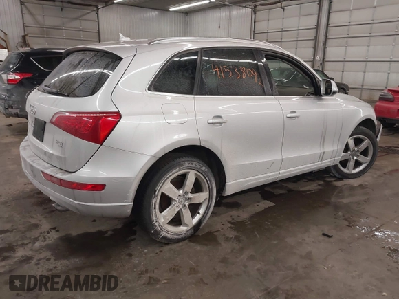 2012 Audi Q5 2.0T Premium Plus with VIN WA1LFAFP1CA085428, listed as a IAAI auction lot 41538092 with 1 mi miles. Bid and sale history available at carsss.com. Image 4.
