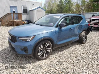 2023 Volvo XC40 Plus Dark Theme with VIN YV4L12UW4P2961894, listed as a Copart auction lot 56940075 with 31,330 mi miles and Salvage title. Bid and sale history available at DreamBid. Image 1.