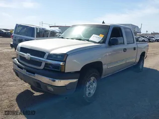 2006 Chevrolet Silverado 1500 LT1 with VIN 2GCEK13T761140183, listed as a IAAI auction lot 41760307 with 225,644 mi miles. Bid and sale history available at carsss.com. Image 6.