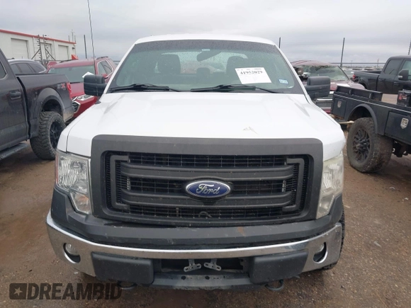 2014 Ford F-150 XL z VIN 1FTFX1EF0EKD45971, wystawiony jako IAAI lot #41952029 z przebiegiem 168 634 mil mil oraz . Historia ofert i sprzedaży dostępna na DreamBid. Obrazek 12.
