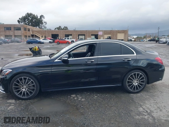 2015 Mercedes-Benz C-Class C 300 Luxury with VIN 55SWF4KB0FU061257, listed as a IAAI auction lot 41573625 with 87,736 mi miles. Bid and sale history available at carsss.com. Image 14.