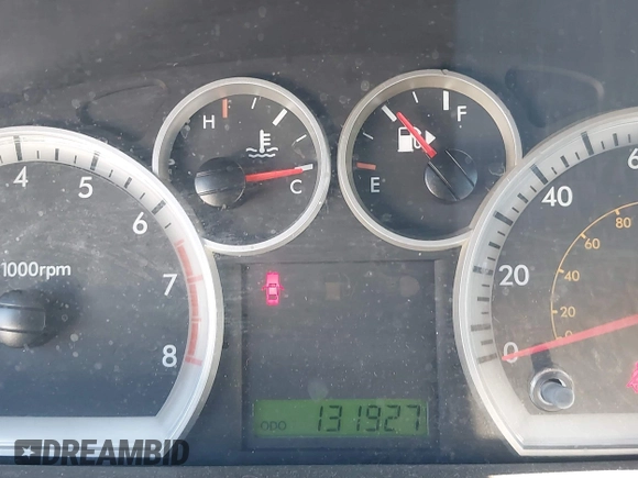 2009 Chevrolet Aveo 1LT z VIN KL1TD56E39B645672, wystawiony jako IAAI lot #42062896 z przebiegiem 131 927 mil mil oraz . Historia ofert i sprzedaży dostępna na DreamBid. Obrazek 7.