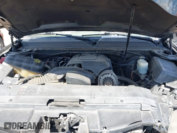 2012 Chevrolet Suburban LS with VIN 1GNSCHE03CR241355, listed as a IAAI auction lot 41791615 with 214,964 mi miles. Bid and sale history available at carsss.com. Image 10.