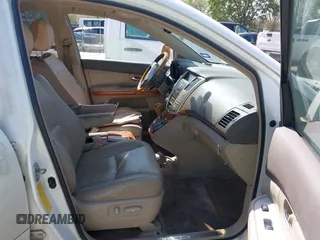 2004 Lexus RX 330 with VIN JTJGA31U840008753, listed as a IAAI auction lot 41881172 with 278,360 mi miles. Bid and sale history available at carsss.com. Image 5.