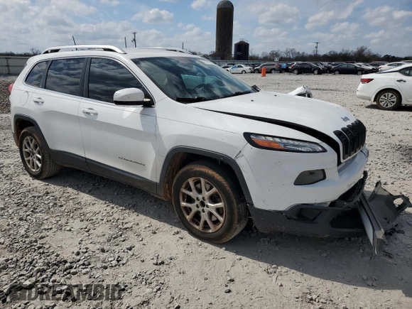 2017 Jeep Cherokee Latitude with VIN 1C4PJLCS6HD214568, listed as a Copart auction lot 47481225 with 106,499 mi miles and Salvage Title. Bid and sale history available at carsss.com. Image 4.