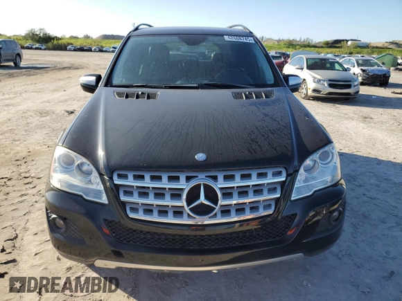 2009 Mercedes-Benz M 350 z VIN 4JGBB56E49A521079, wystawiony jako Copart lot #42608745 z przebiegiem 100 214 mil mil oraz Szkoda całkowita • Salvage title. Historia ofert i sprzedaży dostępna na DreamBid. Obrazek 5.