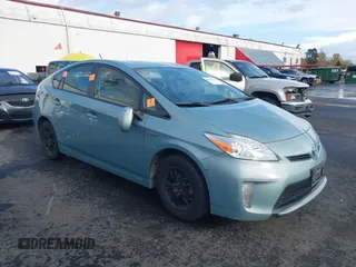 2013 Toyota Prius One with VIN JTDKN3DU4D5692684, listed as a IAAI auction lot 40895711 with 1 mi miles. Bid and sale history available at carsss.com. Image 1.