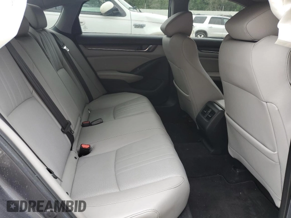 2019 Honda Accord Touring z VIN 1HGCV2F98KA006403, wystawiony jako Copart lot #51897185 z przebiegiem 105 136 mil mil oraz Szkoda całkowita • Salvage title. Historia ofert i sprzedaży dostępna na DreamBid. Obrazek 10.