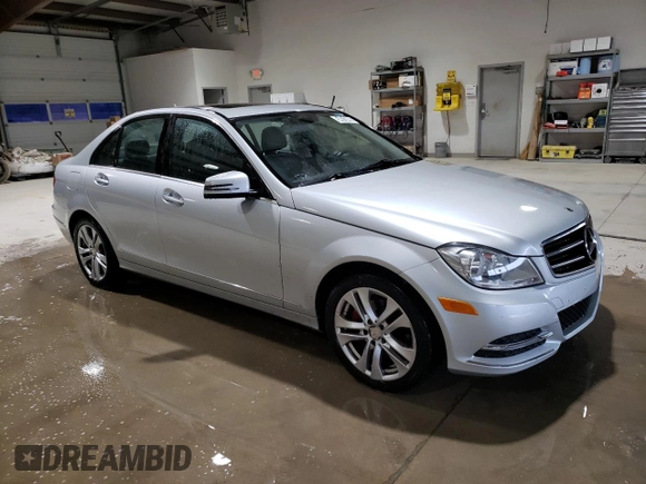 2014 Mercedes-Benz C 250 Sport with VIN WDDGF4HB0EA918431, listed as a Copart auction lot 54676495 with 178,407 mi miles and Clean title. Bid and sale history available at DreamBid. Image 4.